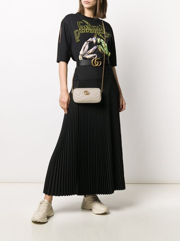 2020年春夏新作【グッチ偽物】グッチ GGマーモント ミニ チェーンバッグ ホワイト